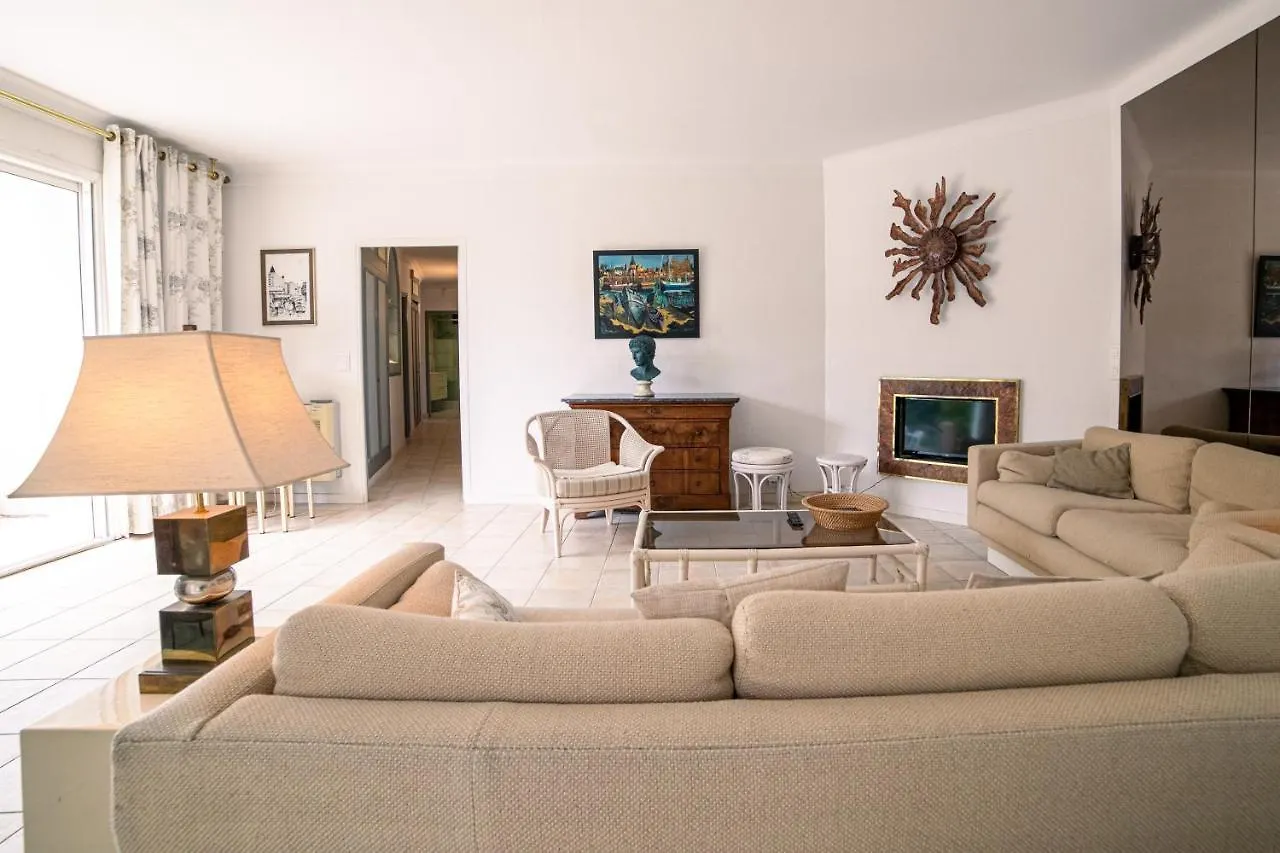 Villa Matha Cannes 0*,  Frankreich